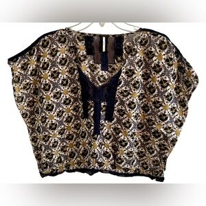 FREE PEOPLE Dolman Sleeve Lace Inset Boho Crop Top In Gold & Black Sz XS/S✨EUC✨